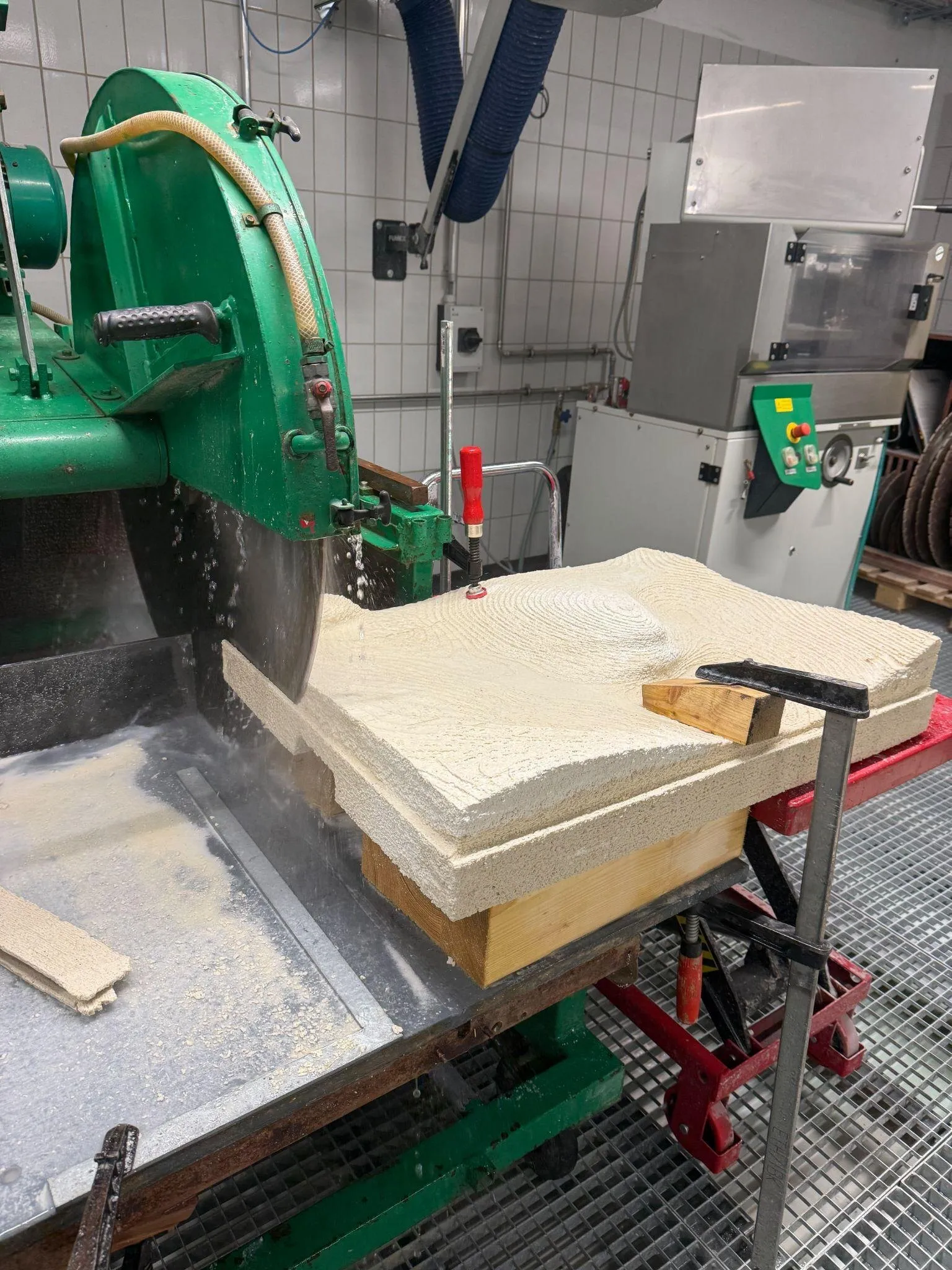 Stonex saw
